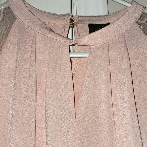 | Blush Pink Lace Sleeved With Keyhole Cut In The Front Worn Once| - Picture 3 of 6